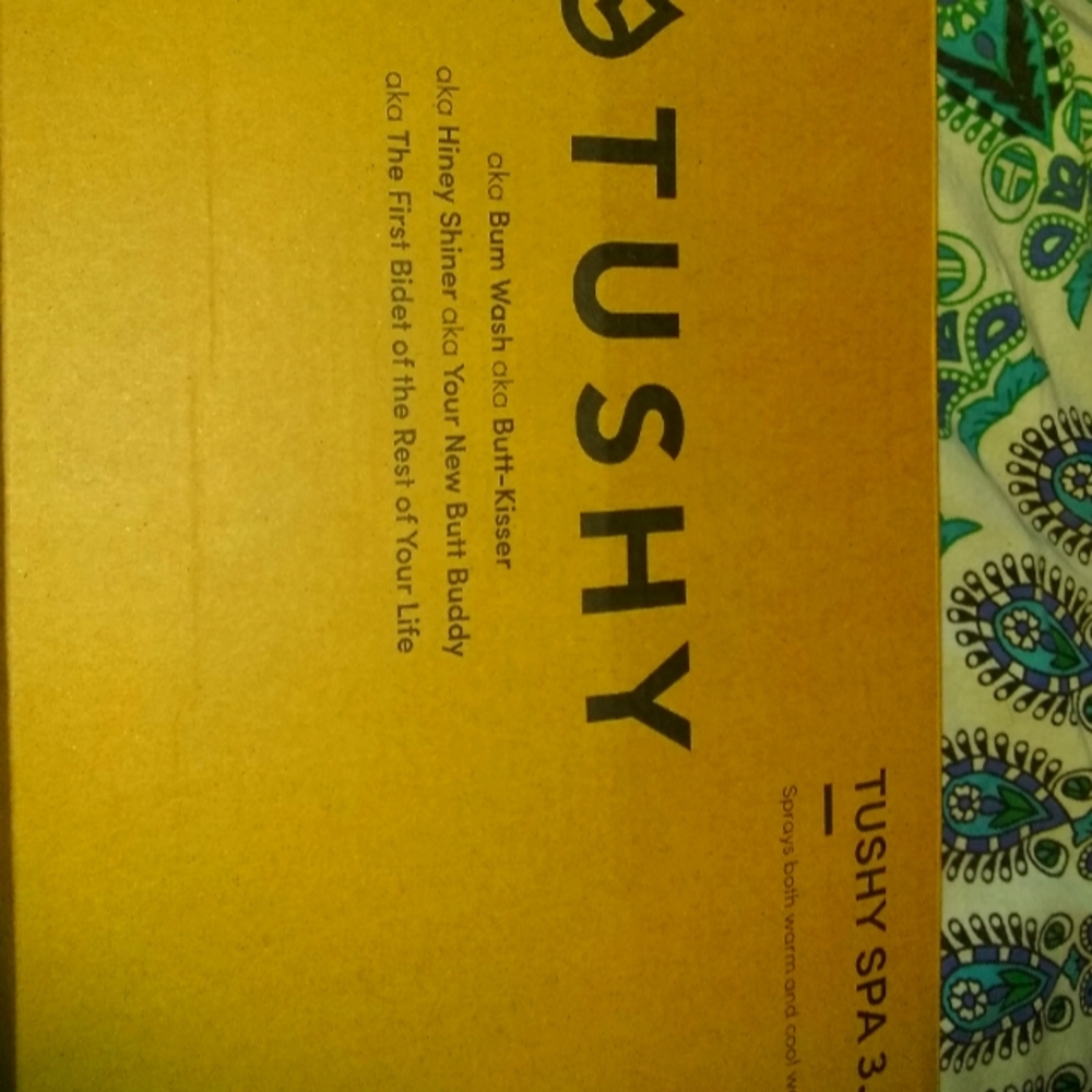 Tushy bidet